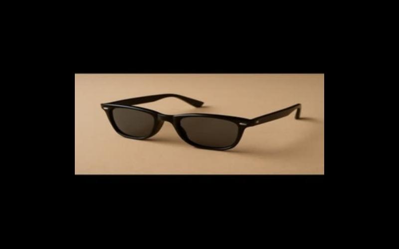 Do first copy models provide polarised or glare-reducing lenses?